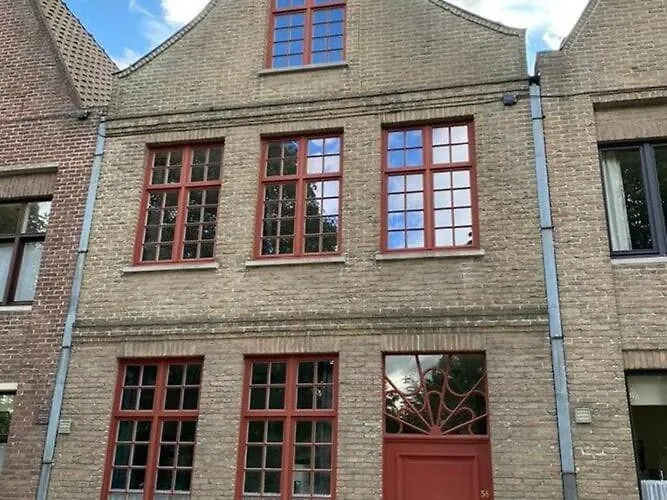 Spacious House In The Historic Center Of Bruges location